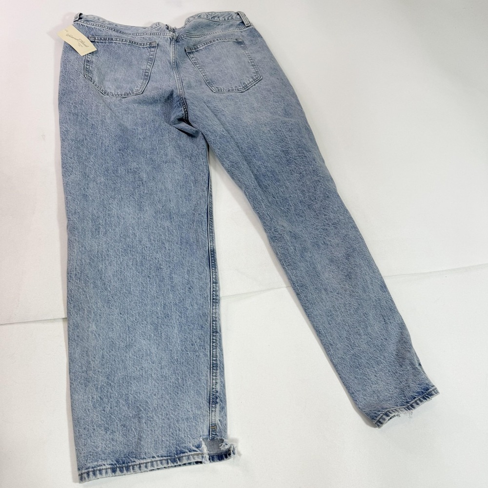 Universal Thread Jeans Womens 14 Blue High Rise Straight Distressed Light Wash - Picture 10 of 11